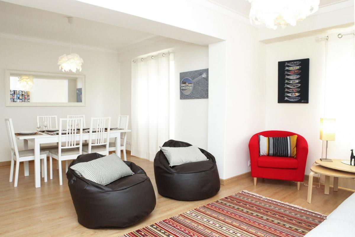 Family Central Apartment In São Pedro do Estoril Exterior photo